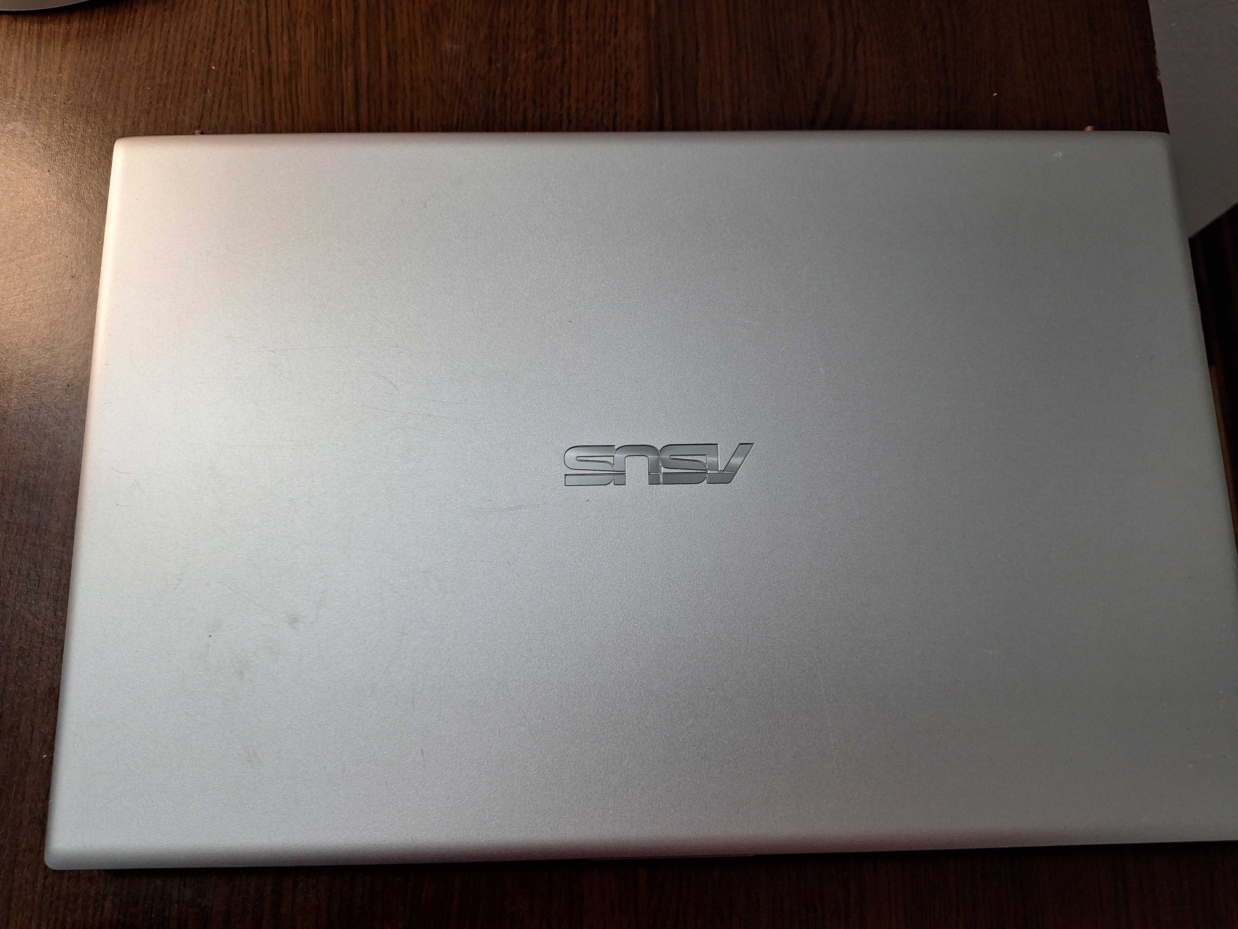Vând Laptop ASUS