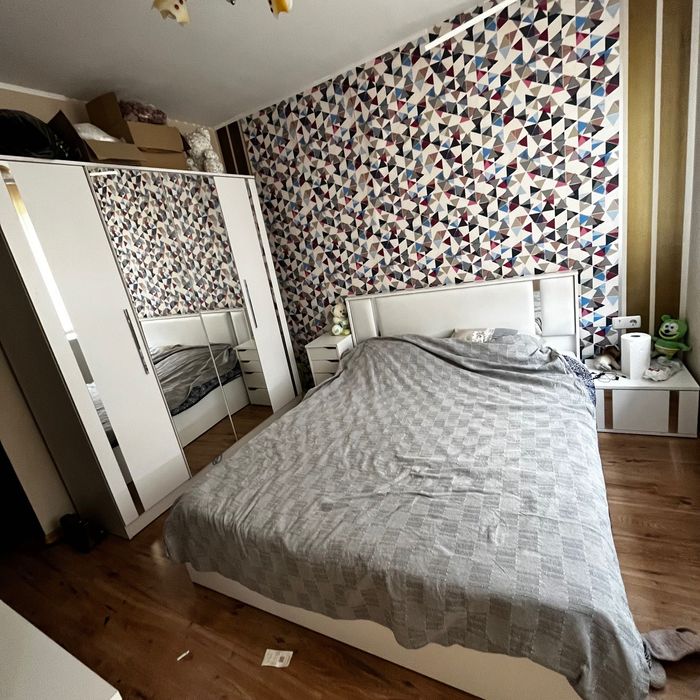 Двуетажна къща 160кв.м + двор 1200кв. м