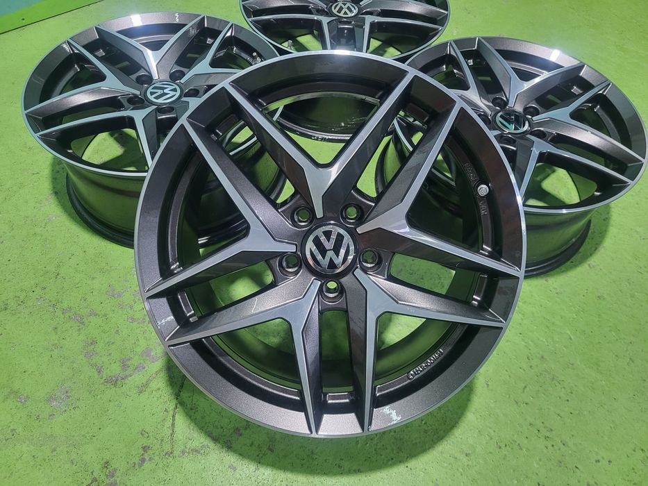 18 5x112 Vw Passat Tiguan Touran Caddy Golf 5х112