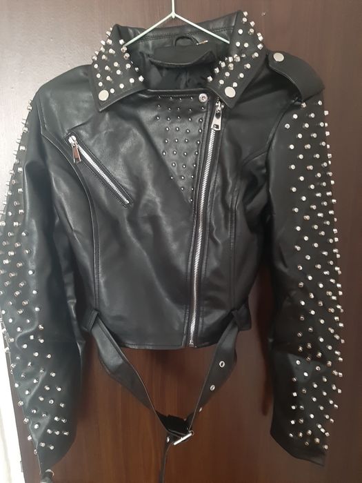 Geaca din piele cu Capse