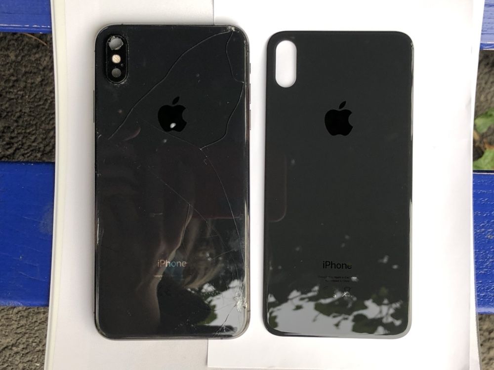 Sticla spate schimbare iPhone X 199lei
