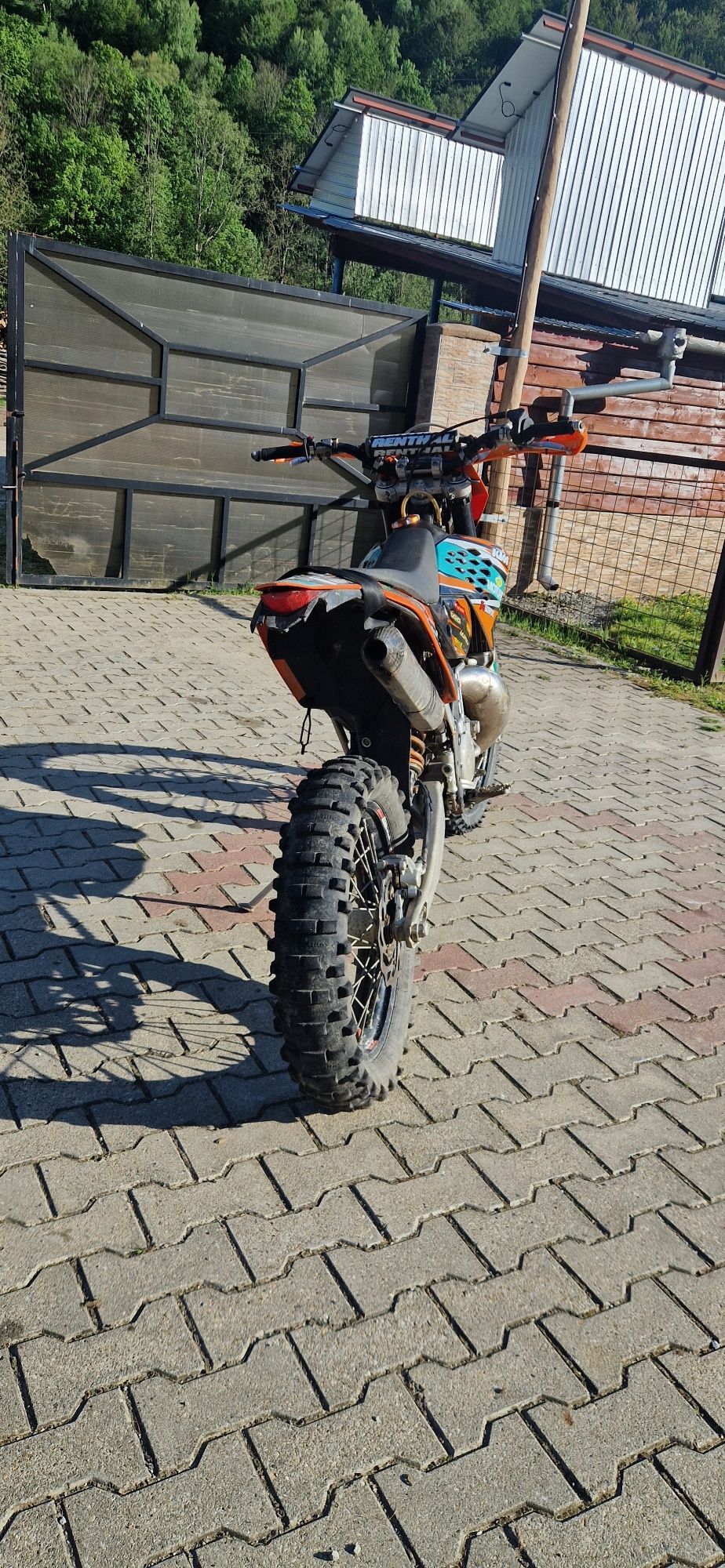 Vând KTM exc 200 2t.