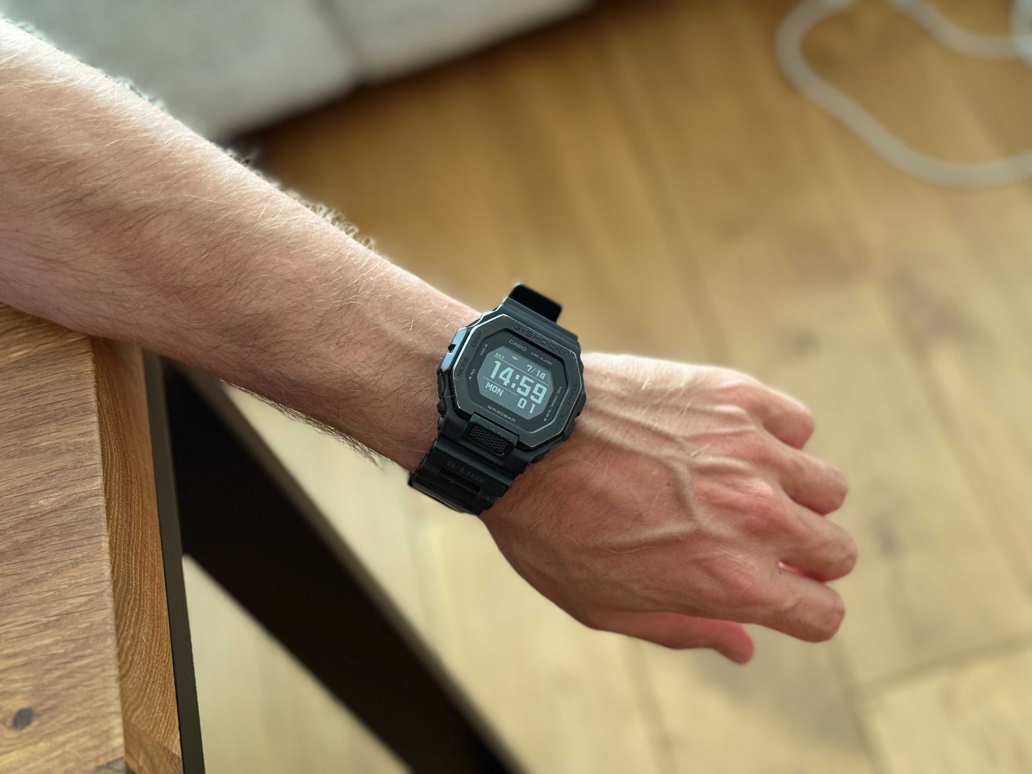 Часовник CASIO G-SHOCK Surfing Series