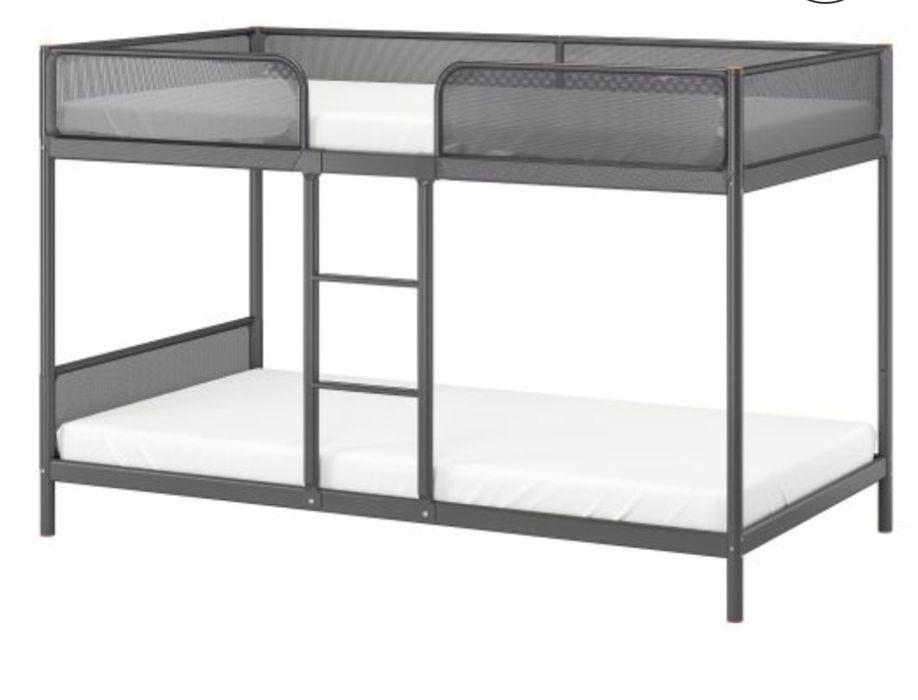 Детско двуетажно легло