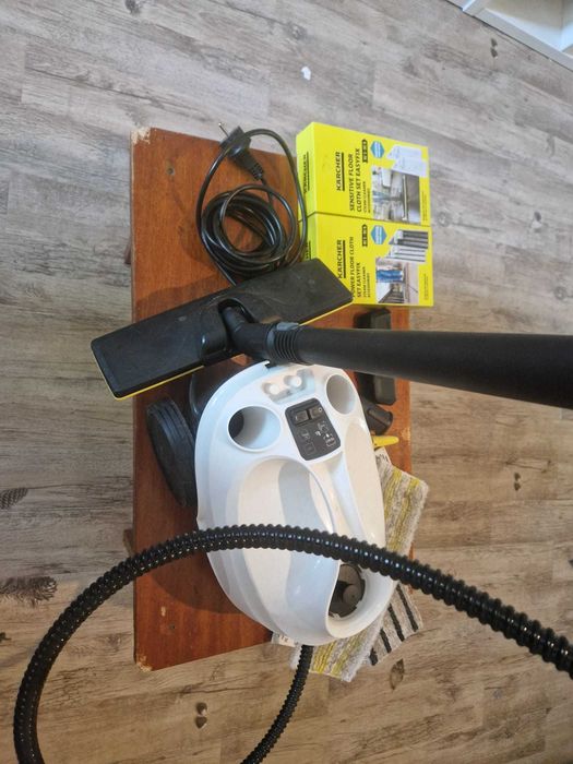 Aparat de curatat cu abur multifunctional Karcher SC 3 EasyFix
