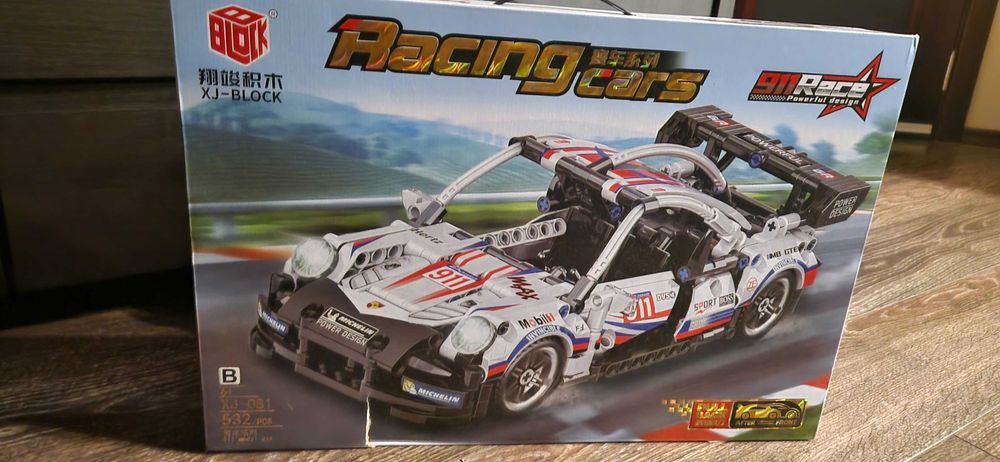 Конструктор лего Рейсинг Спортна Кола