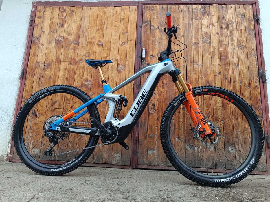 Cube Stereo 140 HPC Action Team Hybrid Carbon