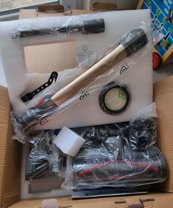 Правостояща прахосмукачка Laresar