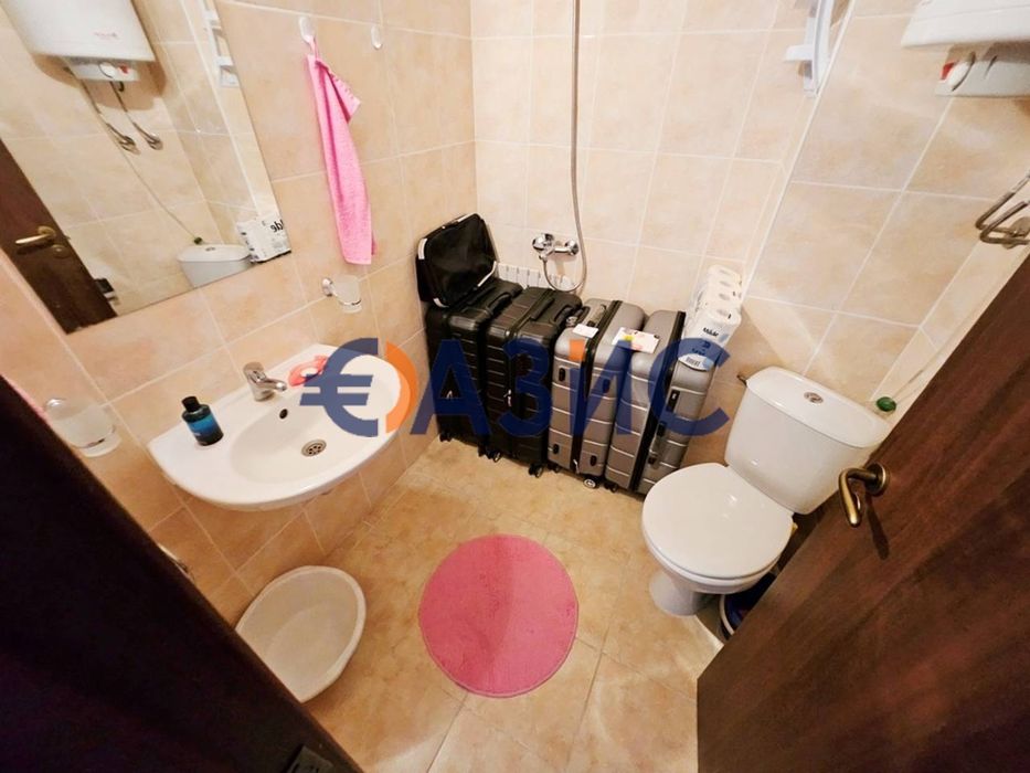 Продава се Двустаен апартамент в к.к. Слънчев бряг - 60 кв.м за 934 €/кв.м - Снимка #5