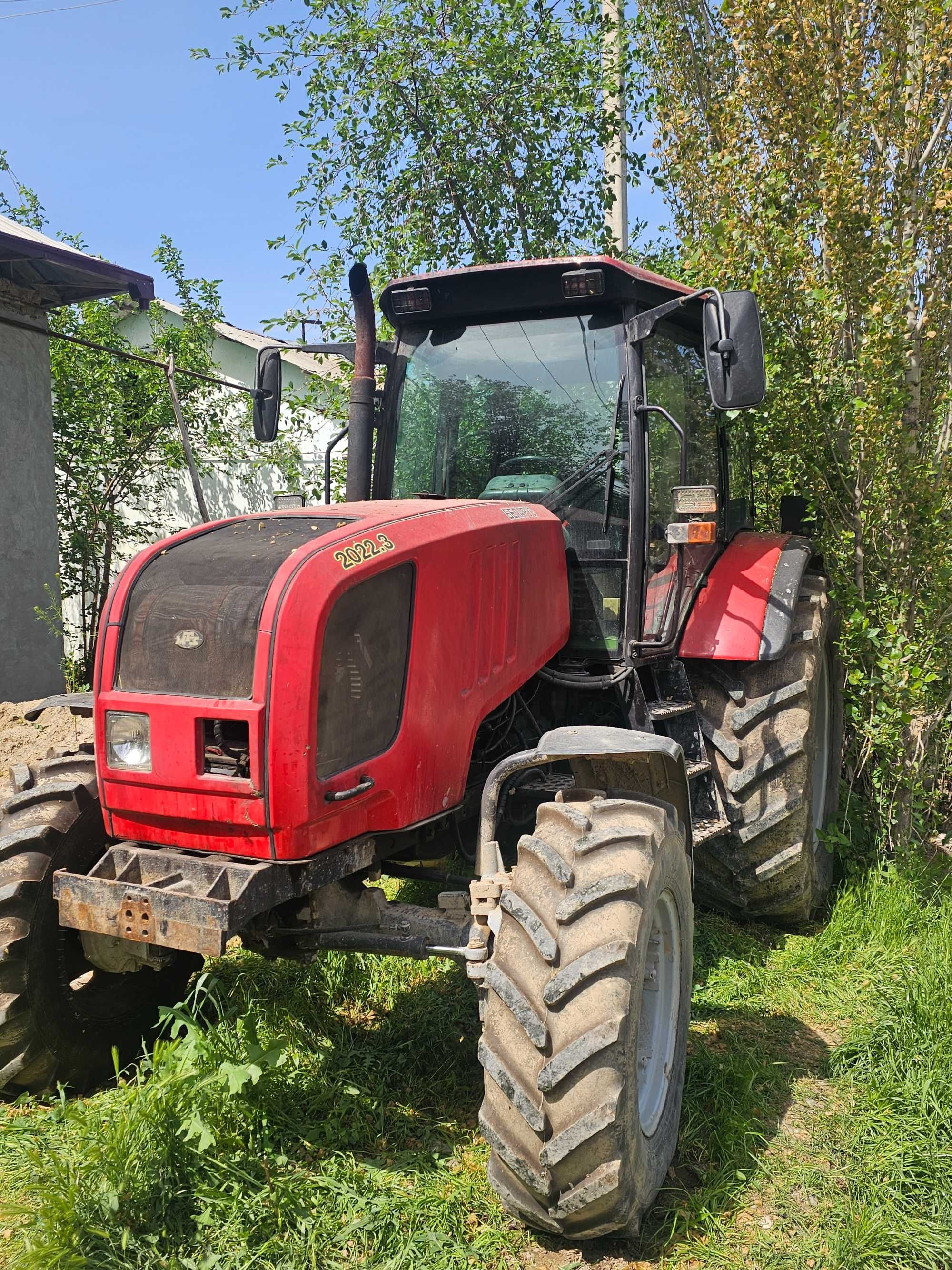 Belarus traktor hamma narsasi bilan