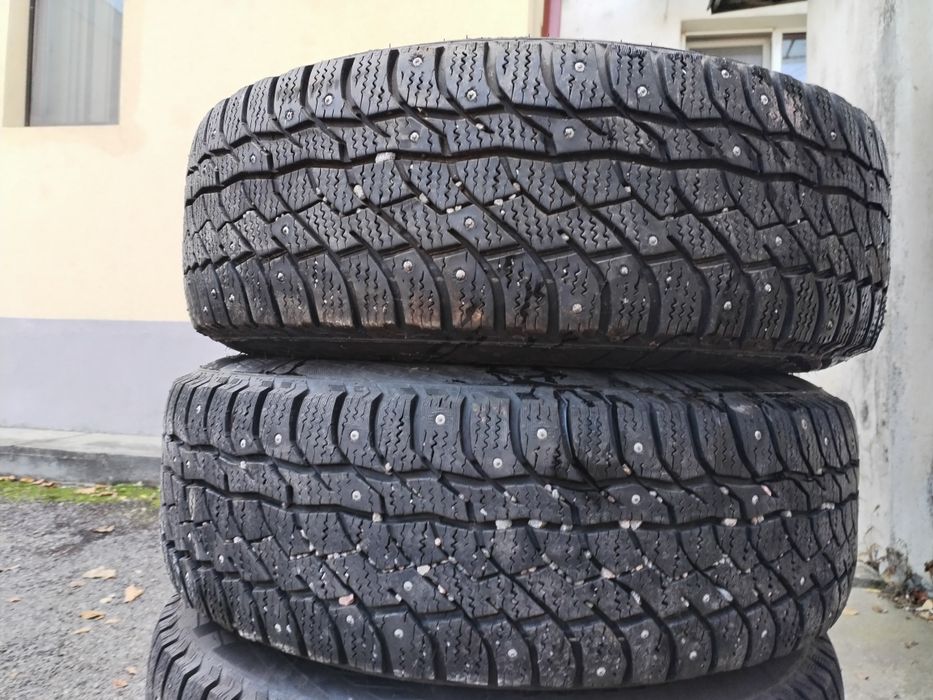 4 Anvelope de iarnă 225 65 R17