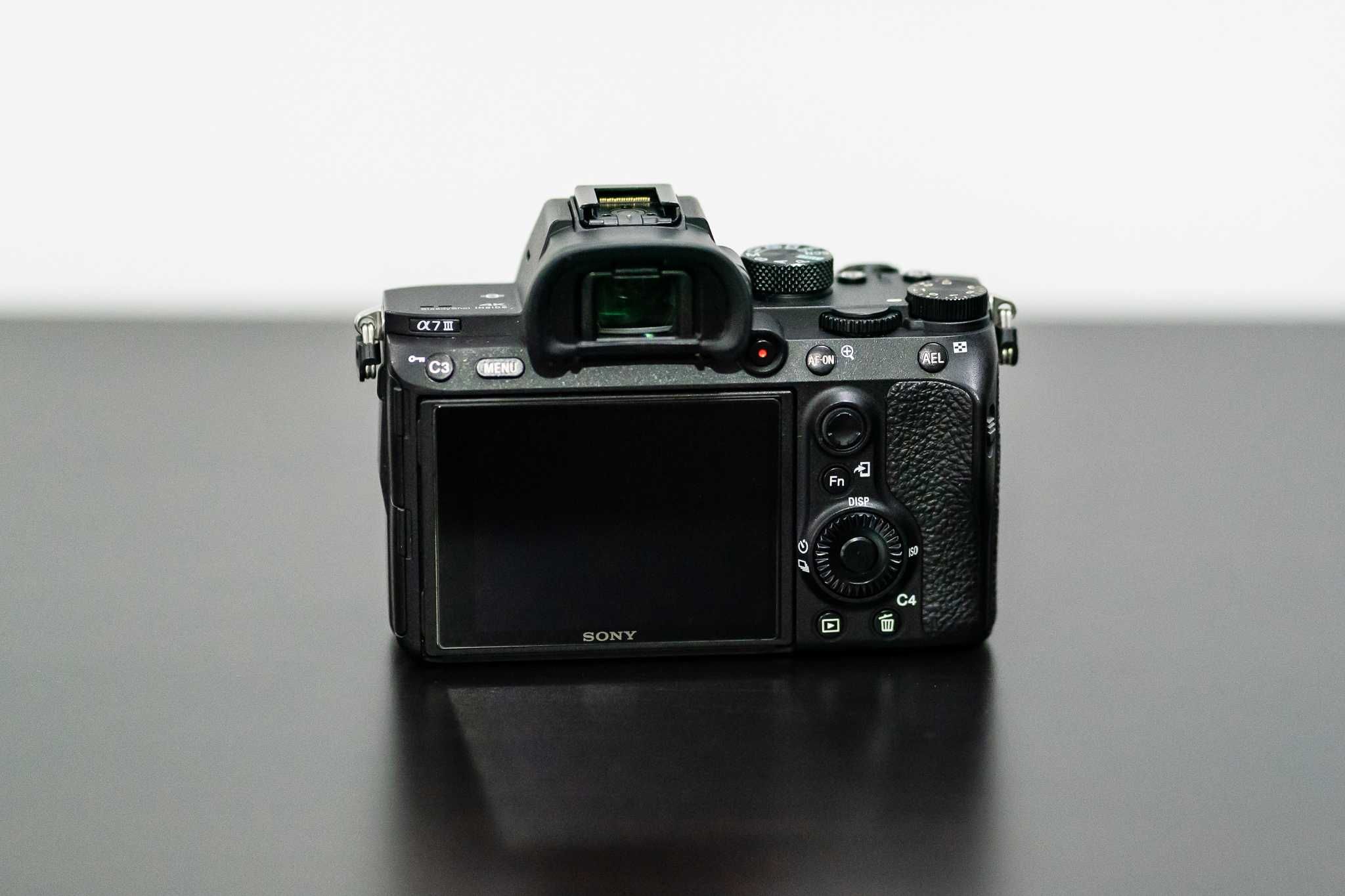 Sony A7III / Sony A73, ca nou