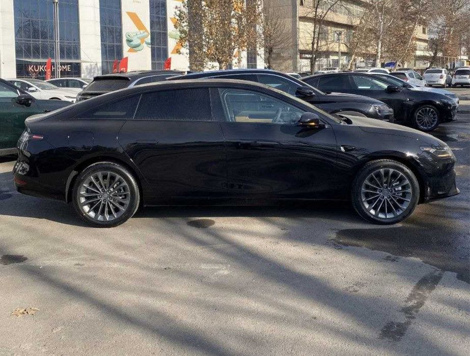 Leapmotor c01 hybrit varyantga va naxtga