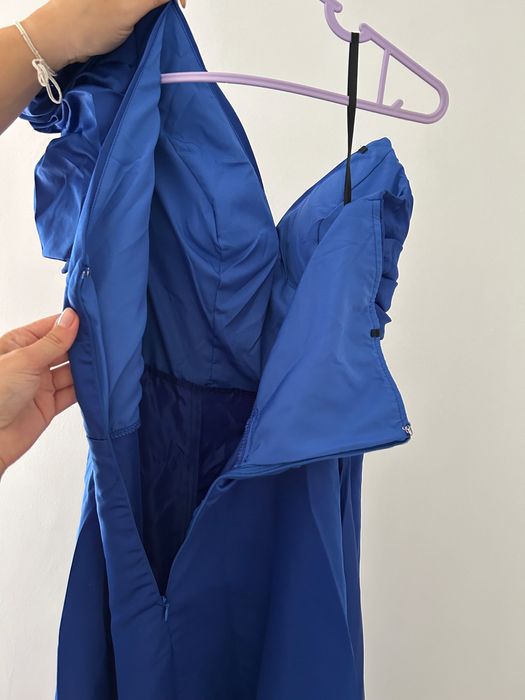 официална рокля сатен