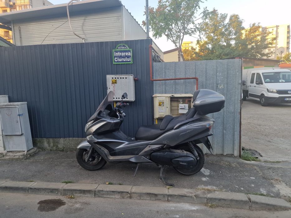 Honda Silverwing 400 - fjs400