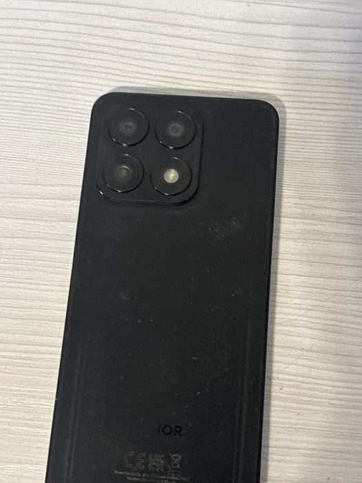 Продам телефон HONOR X8a