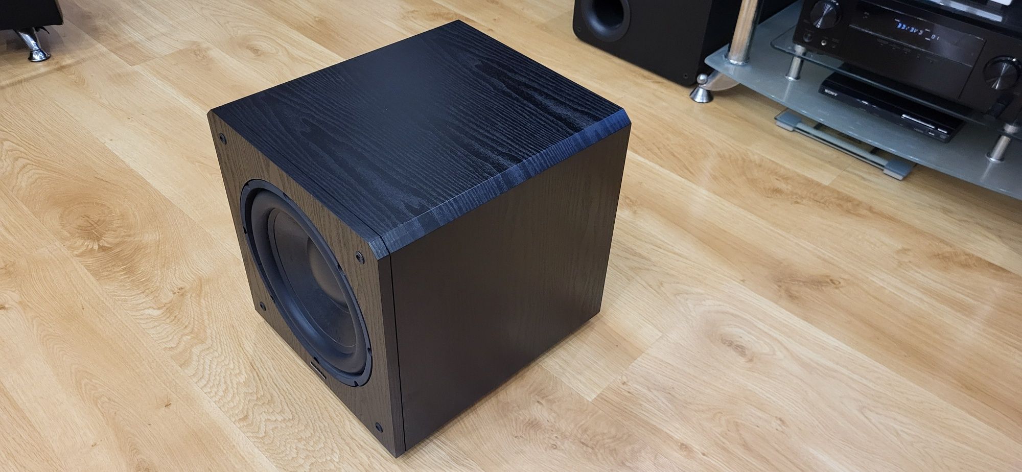 Taga Harmony  subwoofer