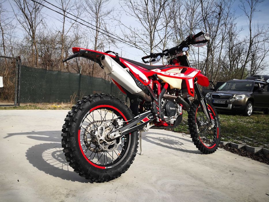 De vanzare BETA Racing Enduro 4T (nu KTM, Yamaha, Husqvarna)