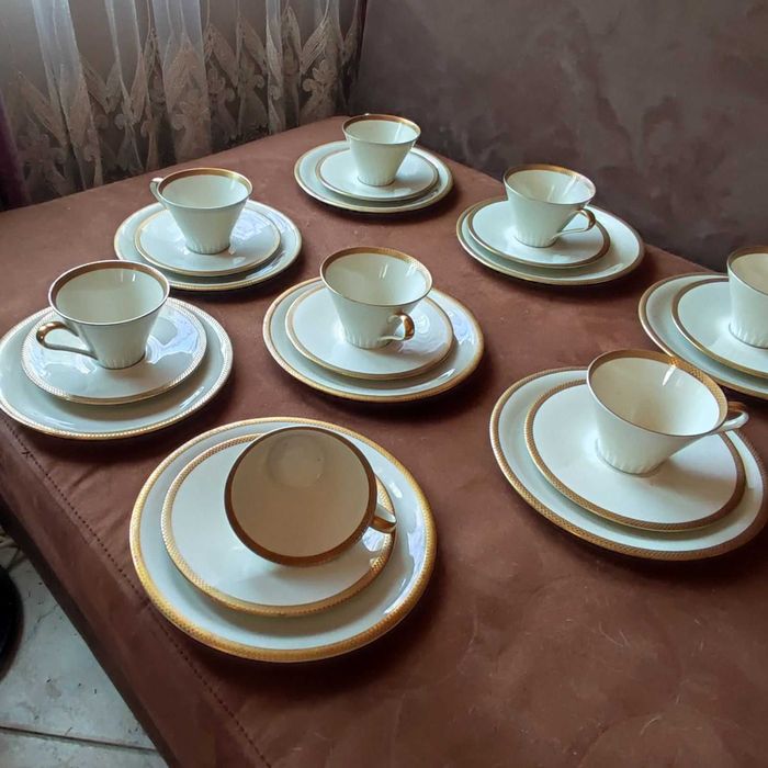 Баварски тройни сетове от много фин порцелан