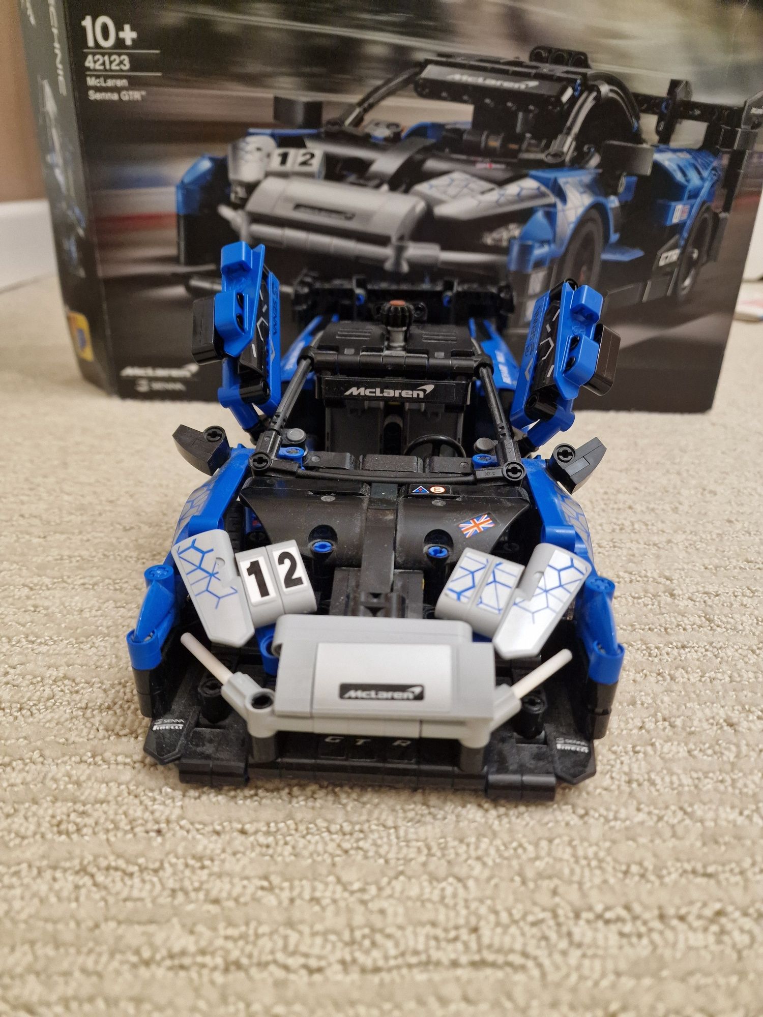 Mașina de Lego Technic Mclaren Senna