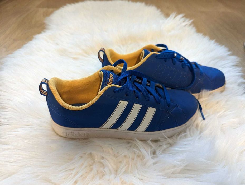 Adidasi Adidas dama, 37