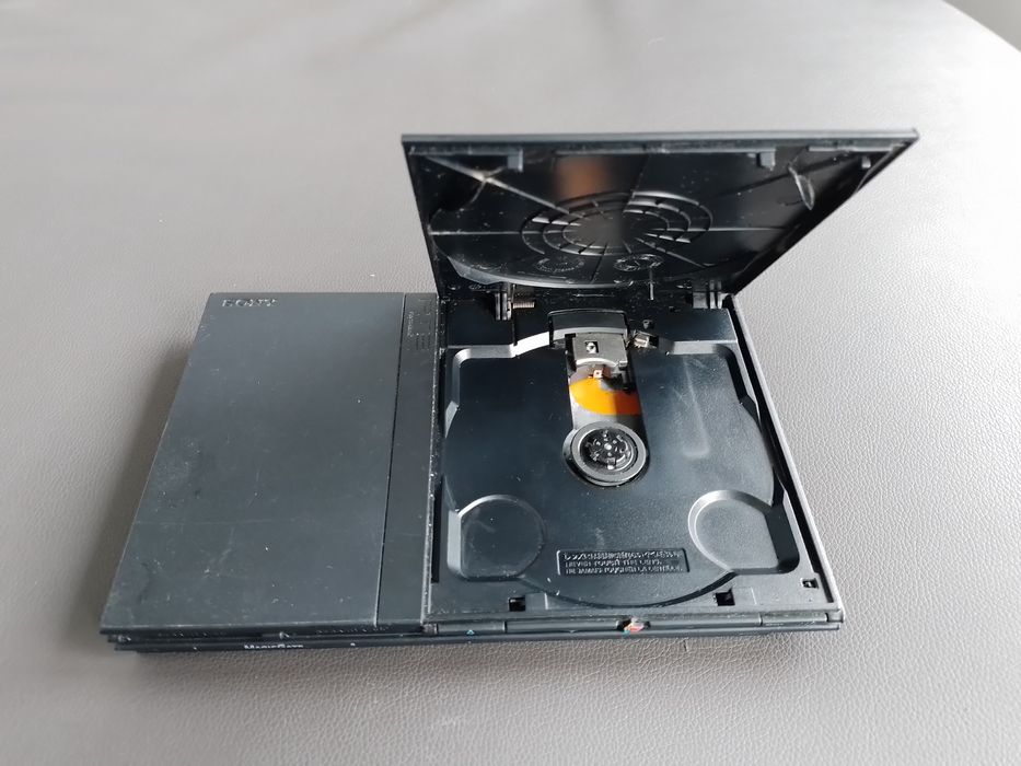 PSP2 модел SCPH 7700