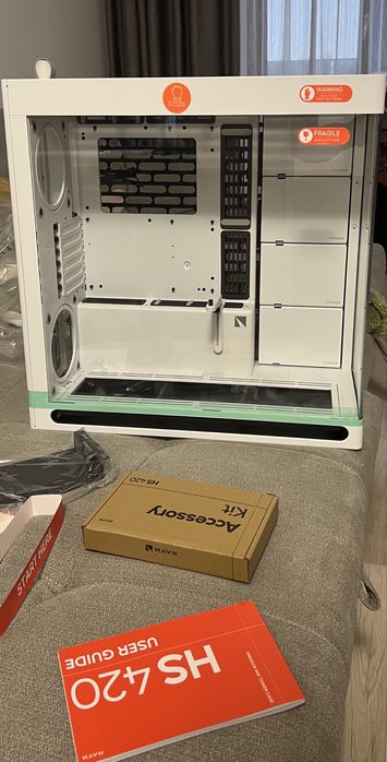 Carcasa pc Premium HAVN HS 420