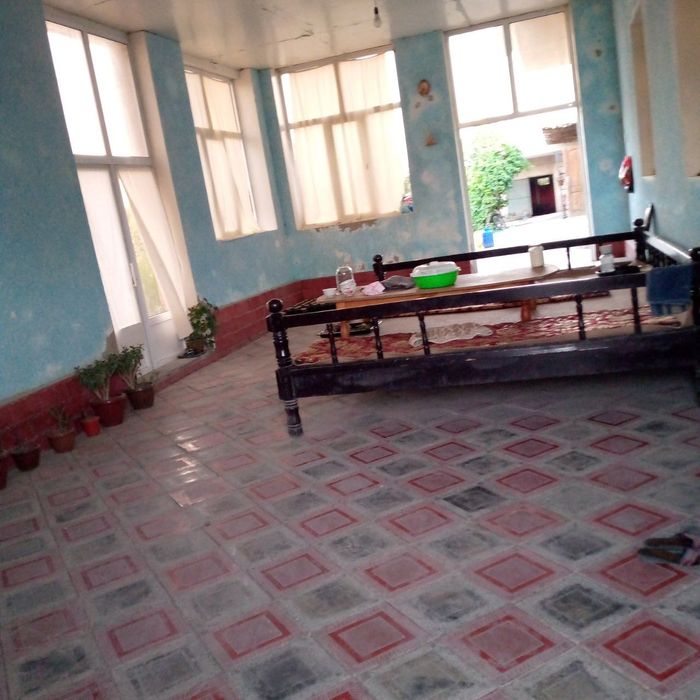 Tez va arzon xovli sotiladi