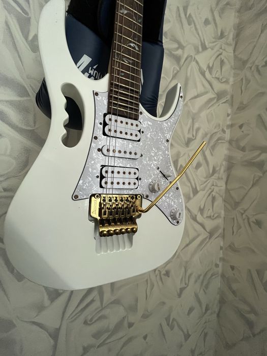 Электро гитара Ibanez
