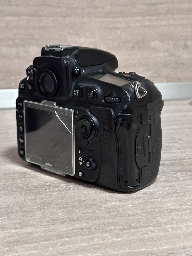 Nikon D810 в добро състояние!