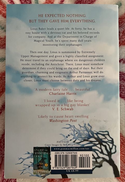 Нови книги на английски