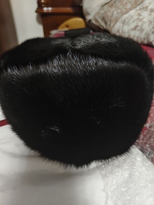 Норковая шапка .