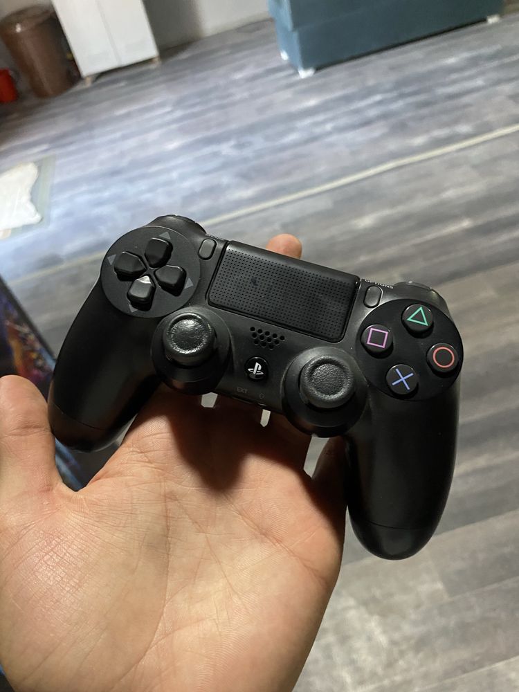 PlayStation 4 Slim 1TB