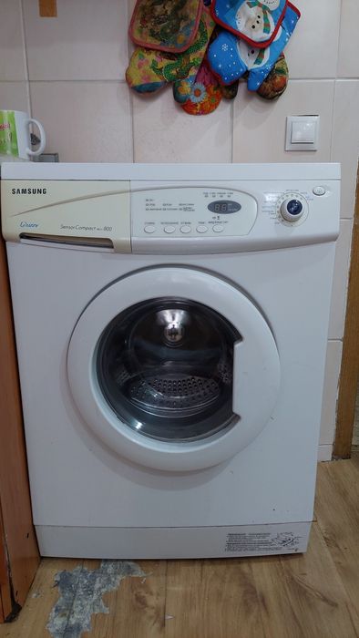 Продам стиральную машинку рабочую