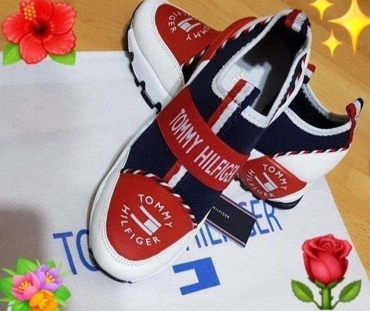 Adidasi TH new model/spumă/foarte comozi