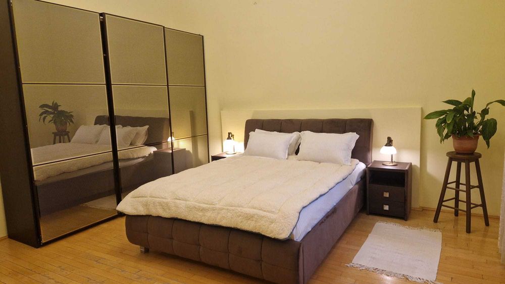 2 Camere-Apartament 120mp - Livada Postei - Brasov- Parcare