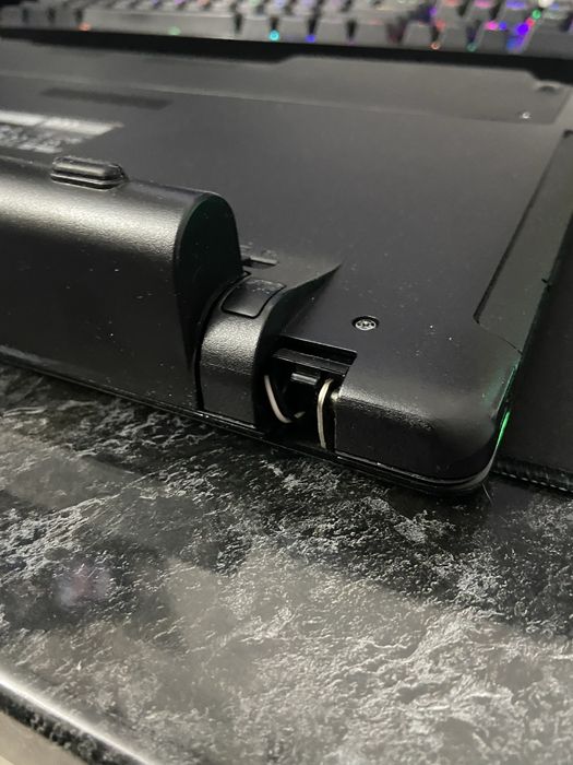 Laptop Asus X550C Intel I5 3337U 8GB SSD 120GB NVidia 720M