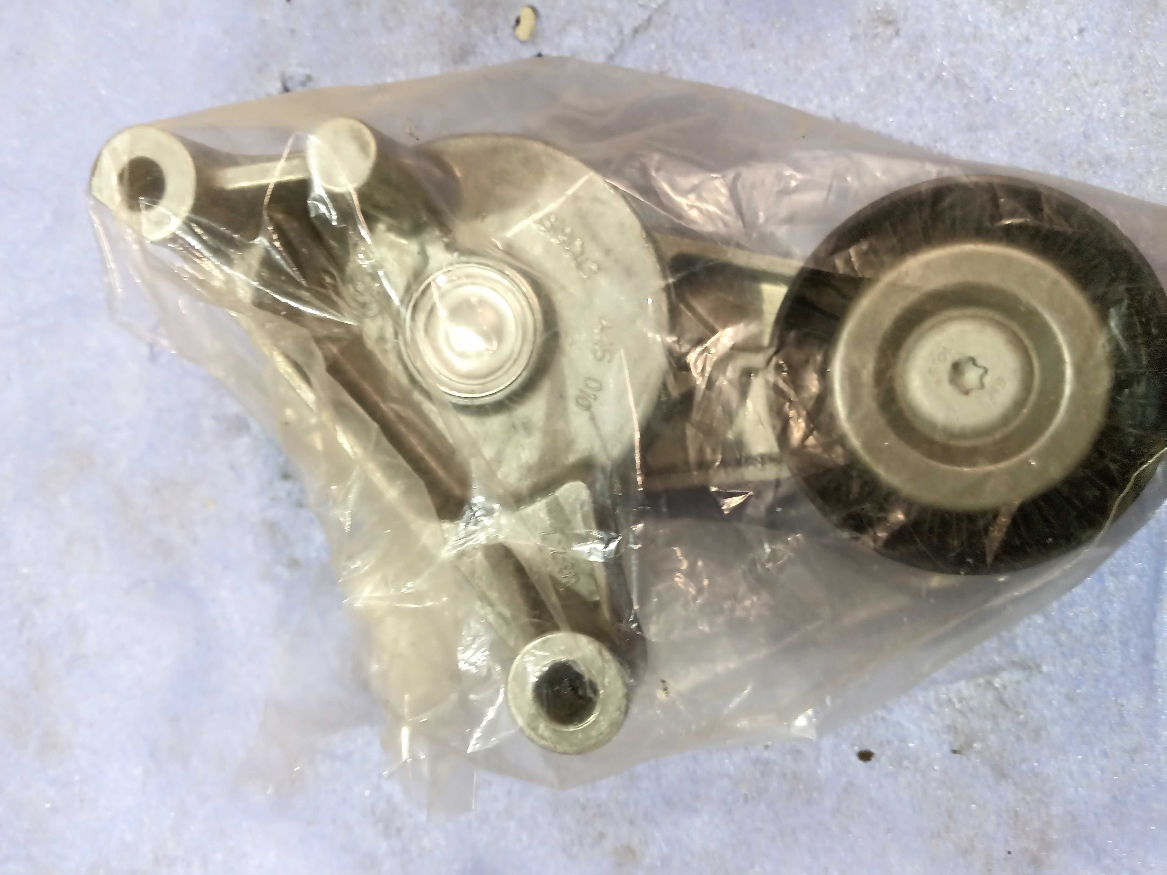 Обтегач на ремък за Audi A3 Skoda VW 1.9 2.0 TDI