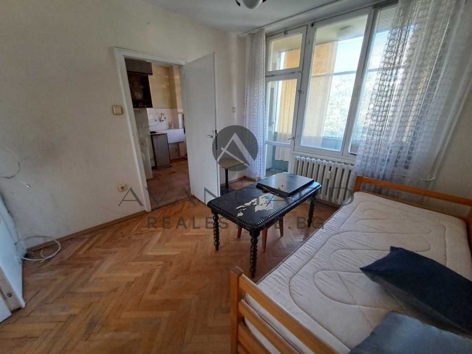 Продава се Тристаен апартамент в Пловдив, Център - 108 кв.м за 1436 €/кв.м - Снимка #2