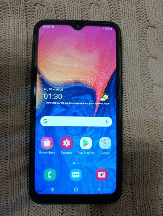 Продам мобильный телефон