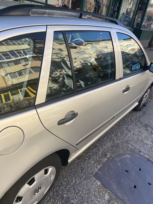 Vând Skoda Fabia 1.4 mpi, an 2002