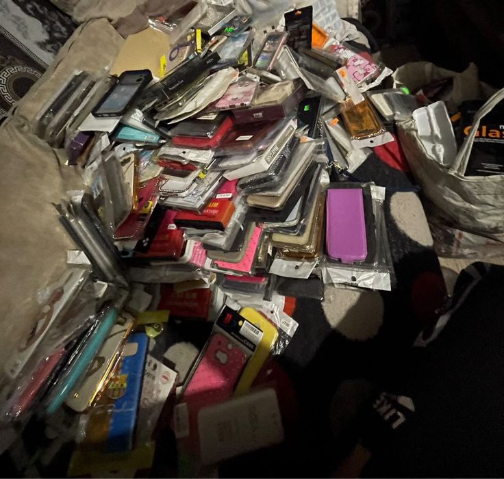 Калъфи по 0,50стотинки ЕДРО, ЕВТИНО и ЧИСТО НОВИ!