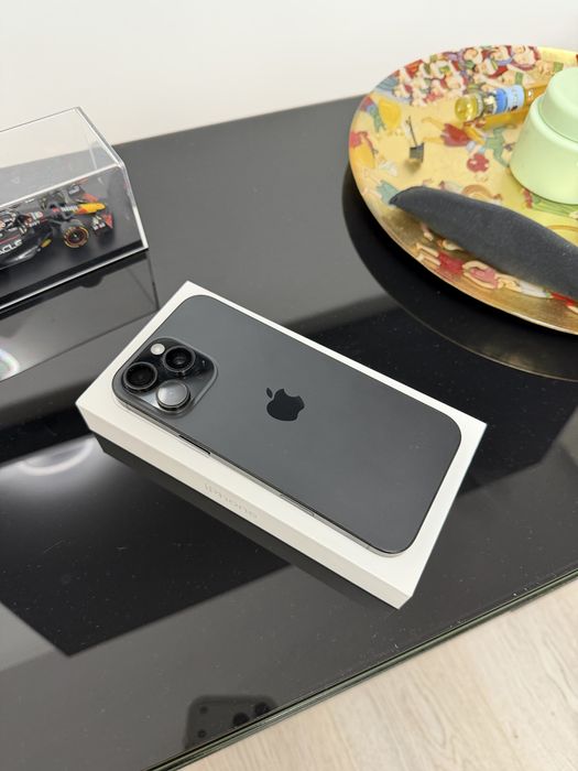 Iphone 16 Pro Max - 256 Gb- E sim- Impecabil