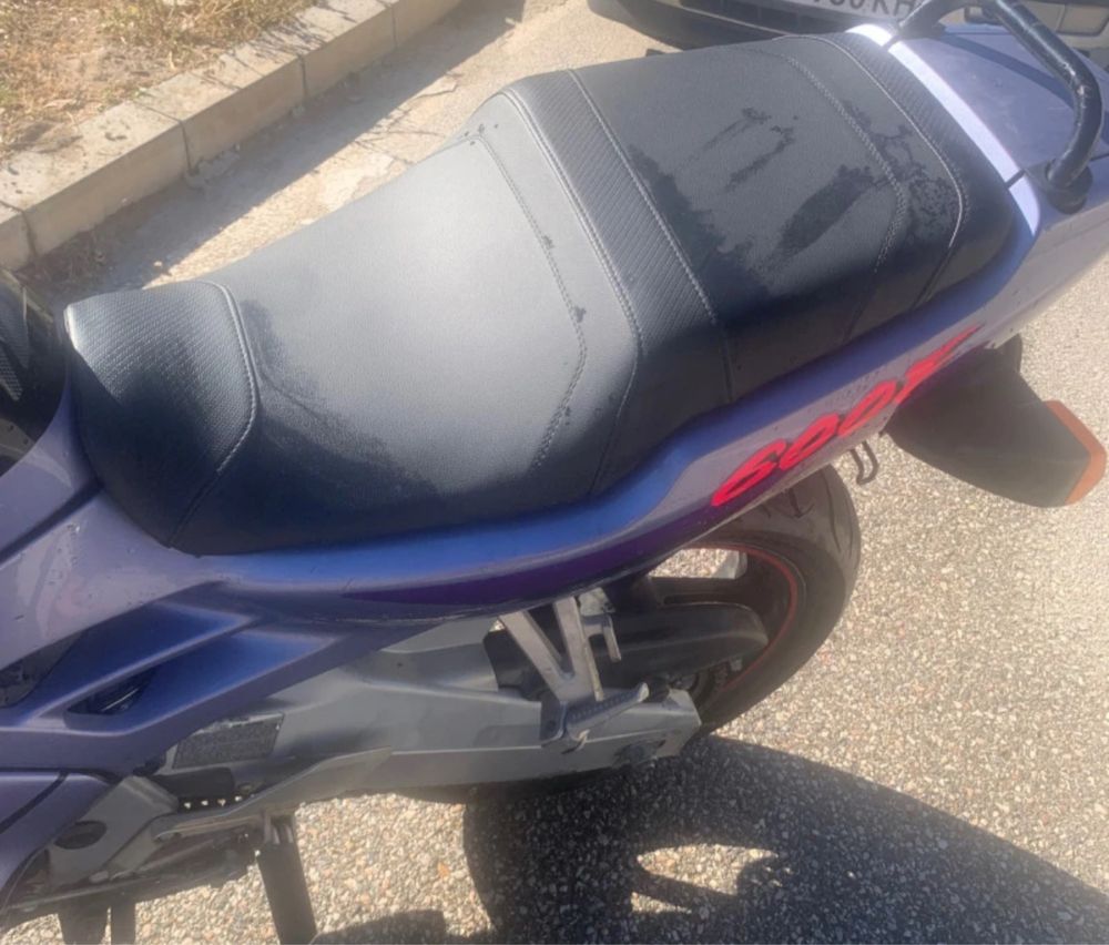 Honda    cbr     F2