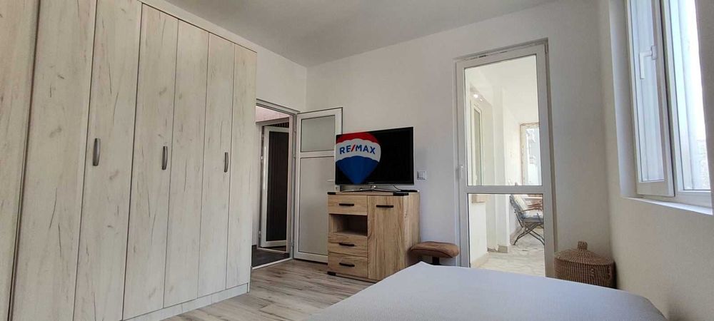 Продава се Тристаен апартамент в Варна, Младост 1 - 106 кв.м за 2076 €/кв.м - Снимка #18