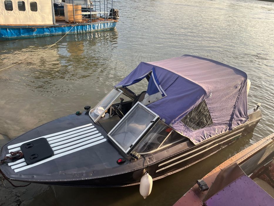 Срочно продам лодку