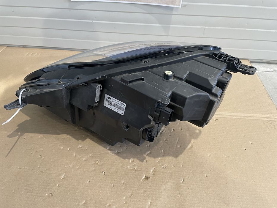 Far Dreapta Ford Puma 2021
