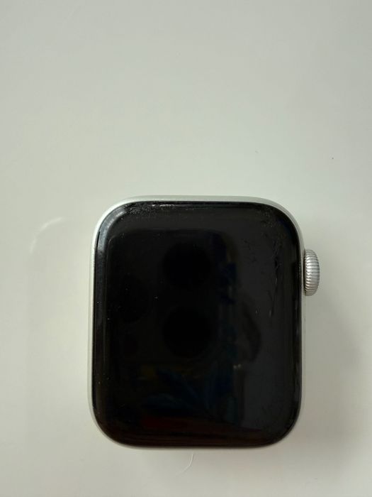 Apple Watch 6 / 40mm