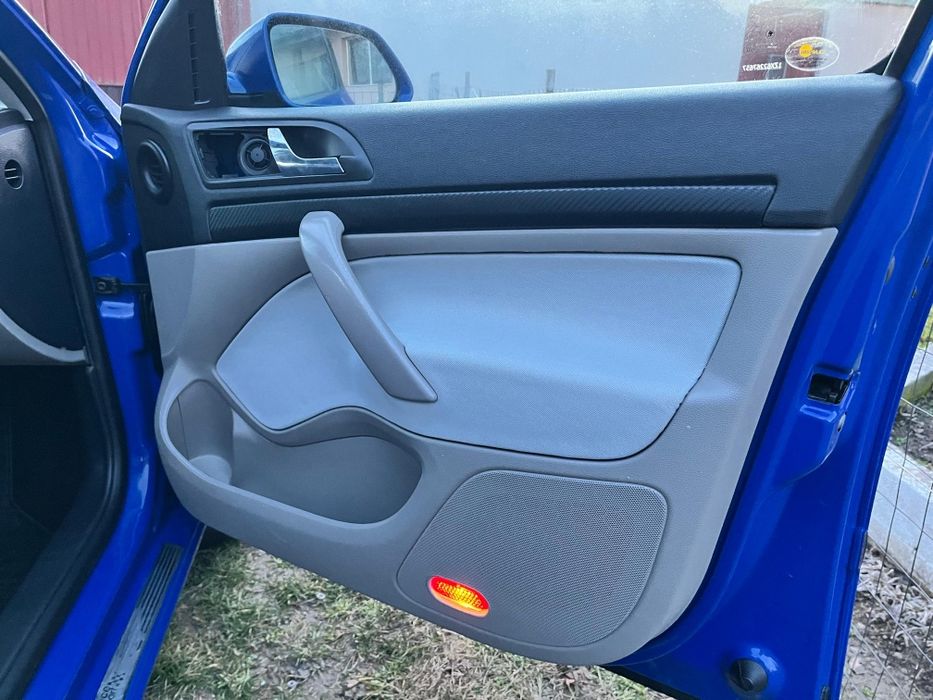 Retapitare plafon auto Seat / Audi / BMW / Skoda