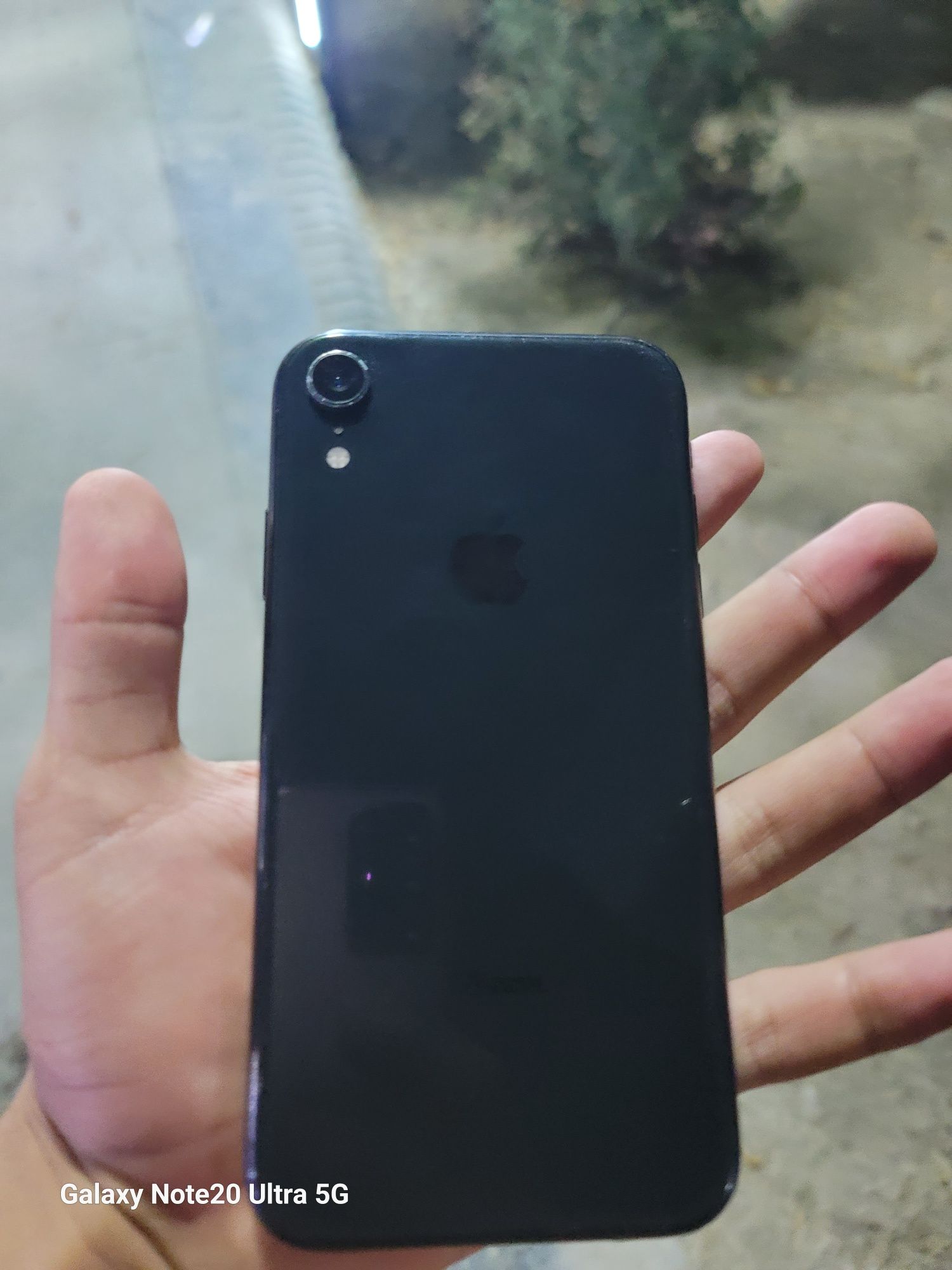 IPhone XR      64GB